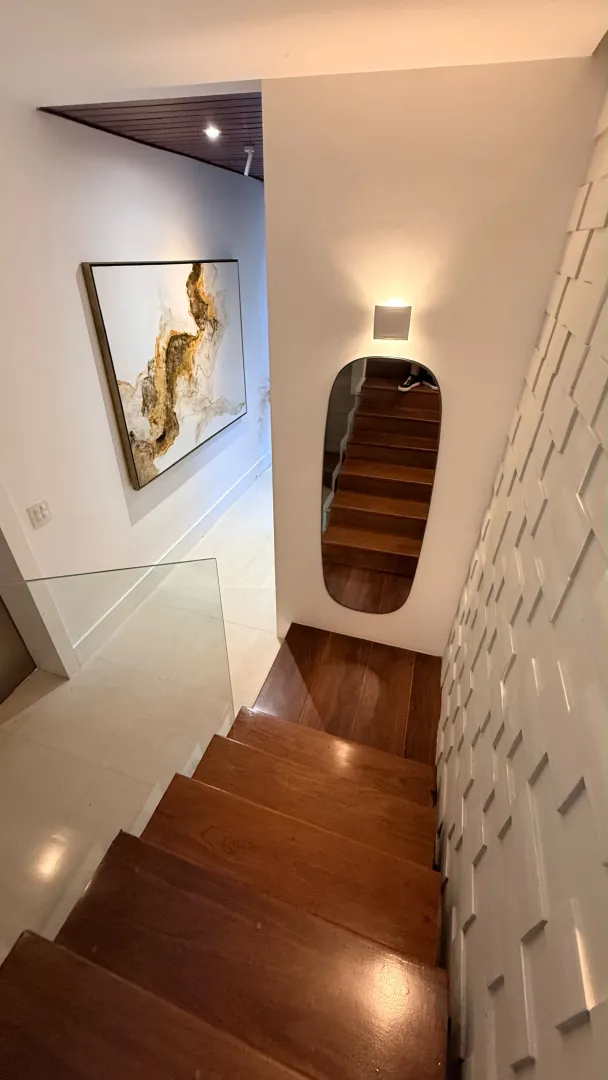 CASA MODERNA NO ALPHAS&Iacute;TIO Avenida dos Parques Santana de Parnaíba - 
