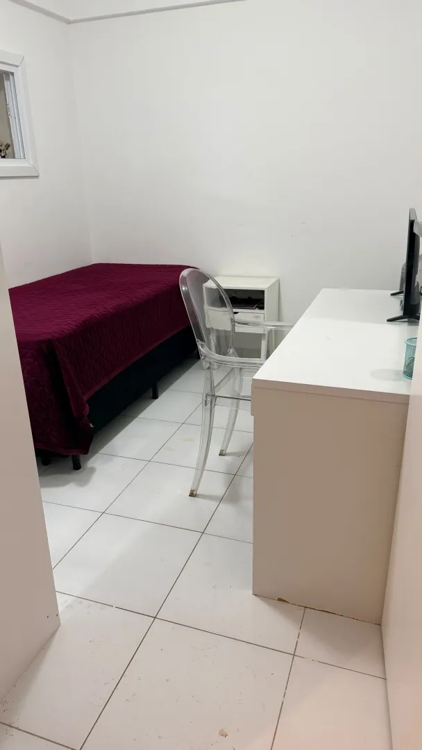 CASA MODERNA NO ALPHAS&Iacute;TIO Avenida dos Parques Santana de Parnaíba - 