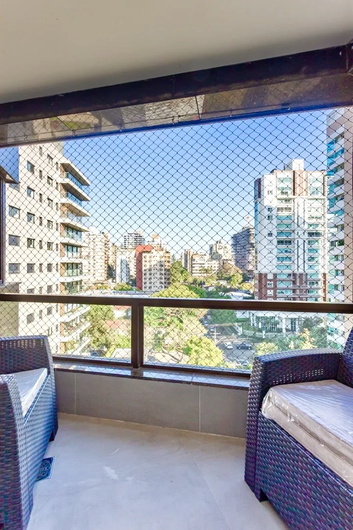 R$ 2.599.000 | 213M&sup2; | 3 SU&Iacute;TES | 3 VAGAS | DEP&Oacute;SITO Rua Pedro Ivo Porto Alegre - 