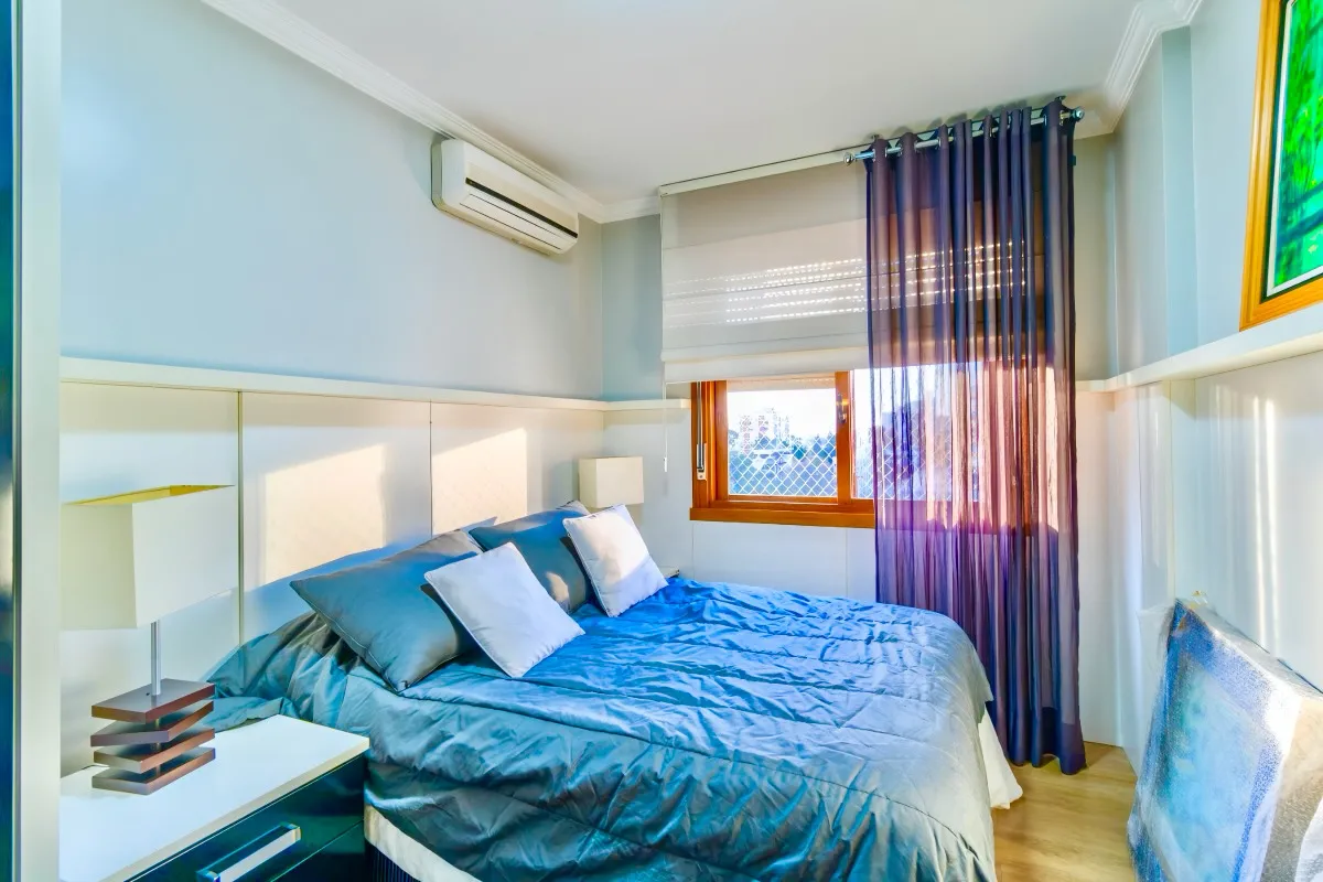 R$ 1.950.000 | 153M&sup2; | 3 DORM | 1 SU&Iacute;TE | 3 VAGAS Rua Regente Porto Alegre - 