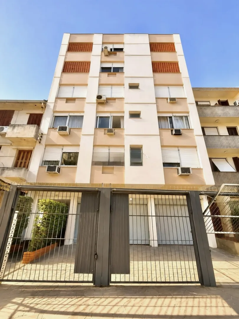R$ 660.000 - APARTAMENTO - REFORMADO - 93M2 - 3 DORM - SU&Iacute;TE - ELEVADOR - 1 VAGA Rua Fernandes Vieira Porto Alegre - 