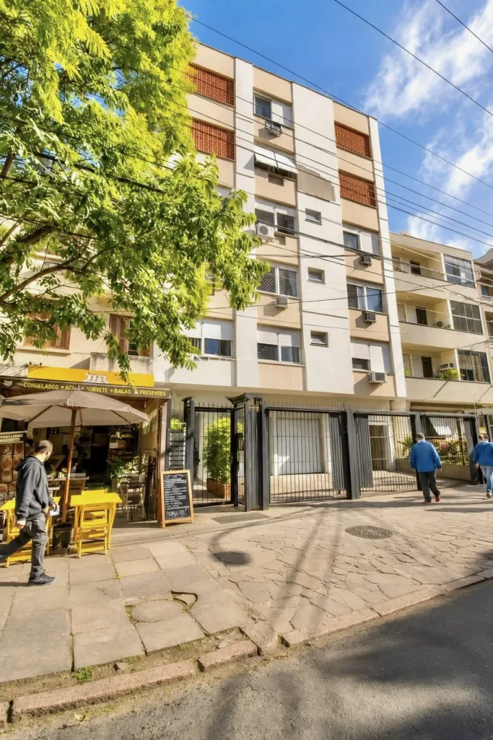 R$ 660.000 - APARTAMENTO - REFORMADO - 93M2 - 3 DORM - SU&Iacute;TE - ELEVADOR - 1 VAGA Rua Fernandes Vieira Porto Alegre - 