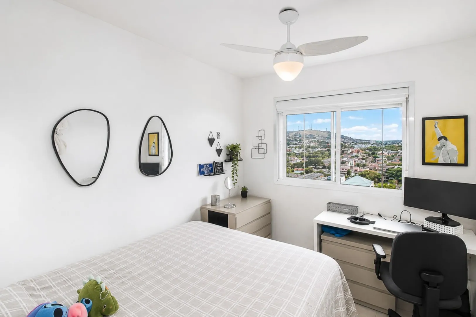 R$ 490.000 - NEW LIFE - LINDO APARTAMENTO - 75M2 - 3 DORM - SU&Iacute;TE - 1 VAGA - VISTA - INFRA Rua Attílio Bilibio Porto Alegre - 