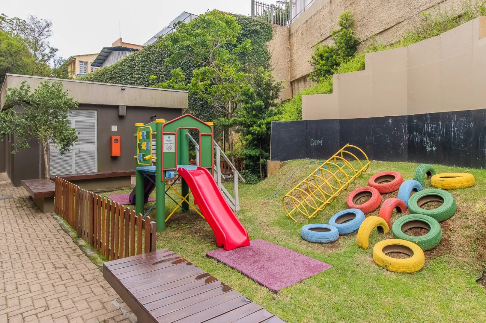 R$ 490.000 - NEW LIFE - LINDO APARTAMENTO - 75M2 - 3 DORM - SU&Iacute;TE - 1 VAGA - VISTA - INFRA Rua Attílio Bilibio Porto Alegre - 