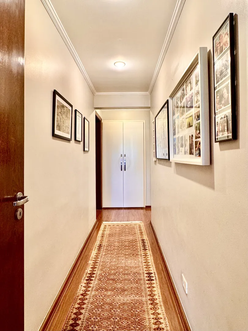 ALUGO APARTAMENTO 217M&sup2; MOBILIADO MOEMA &ndash; 1 POR ANDAR, 3 QUARTOS (1 SU&Iacute;TE) E 4 VAGAS Alameda dos Anapurus São Paulo - 
