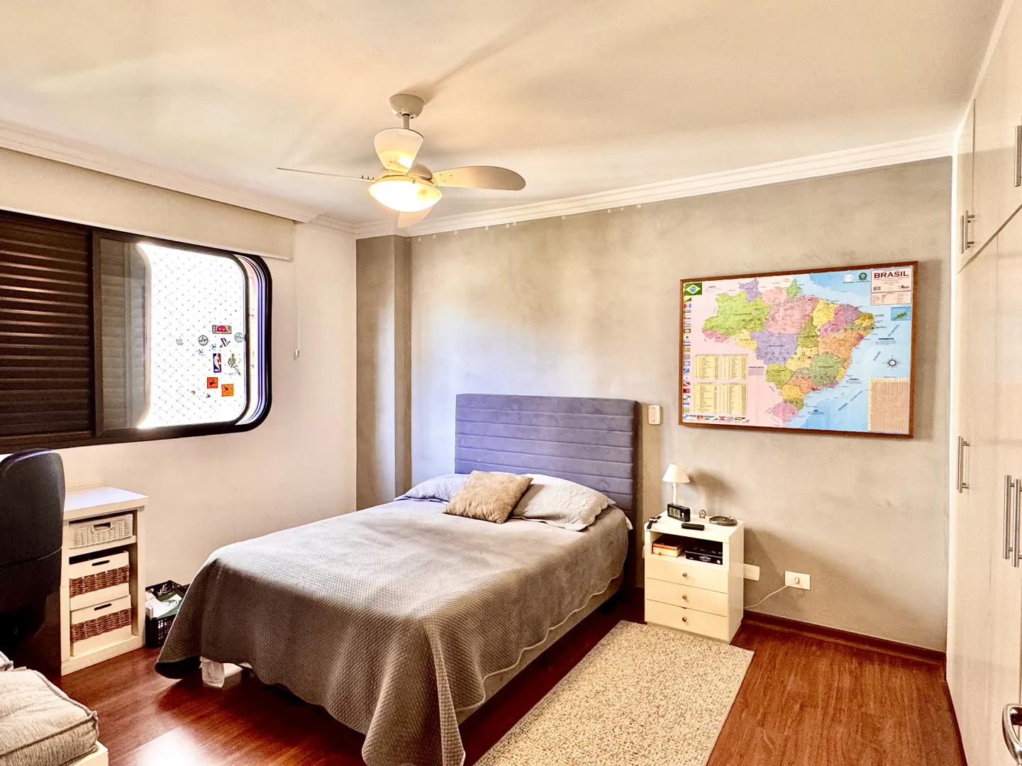 ALUGO APARTAMENTO 217M&sup2; MOBILIADO MOEMA &ndash; 1 POR ANDAR, 3 QUARTOS (1 SU&Iacute;TE) E 4 VAGAS Alameda dos Anapurus São Paulo - 