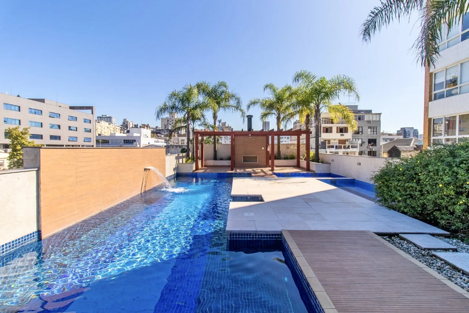 R$ 925.000 - LIND&Iacute;SSIMO APARTAMENTO - 74M2 - 2 DORM - SU&Iacute;TE - 1 VAGA - INFRA Rua Eudoro Berlink Porto Alegre - 