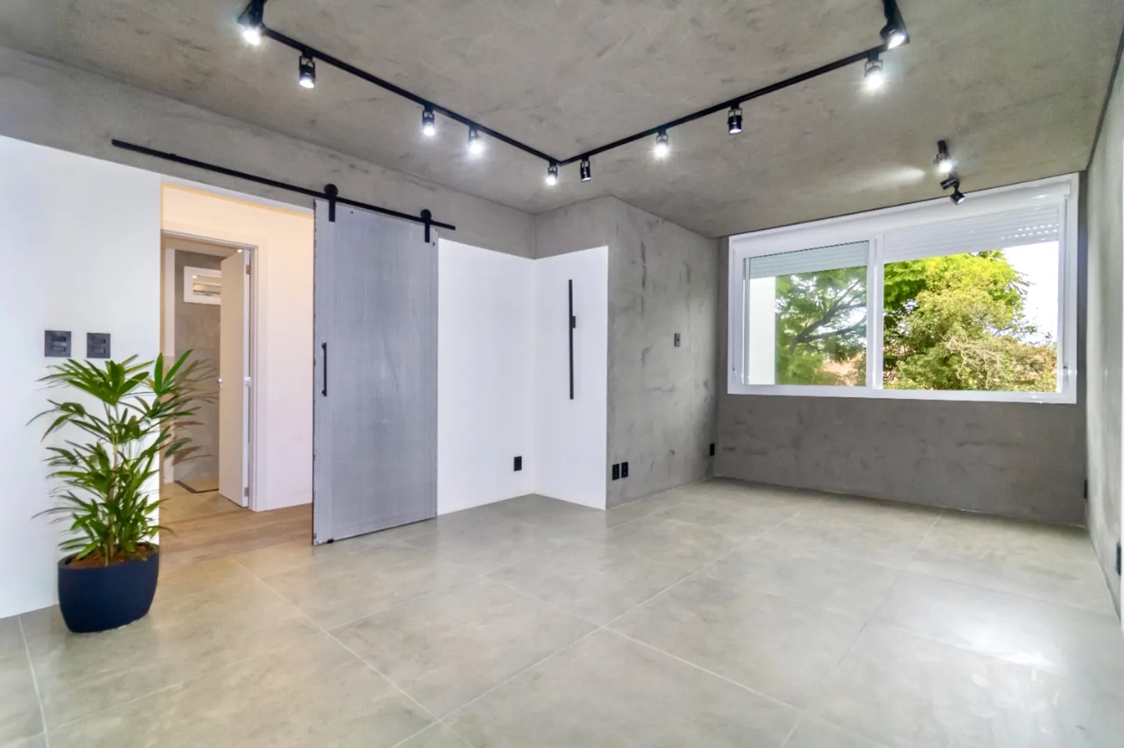 R$ 830.000 - BELO E MODERNO APARTAMENTO - 104M2 - 3 DORM  - 2 SU&Iacute;TES - 1 VAGA Rua Álvares Machado Porto Alegre - 