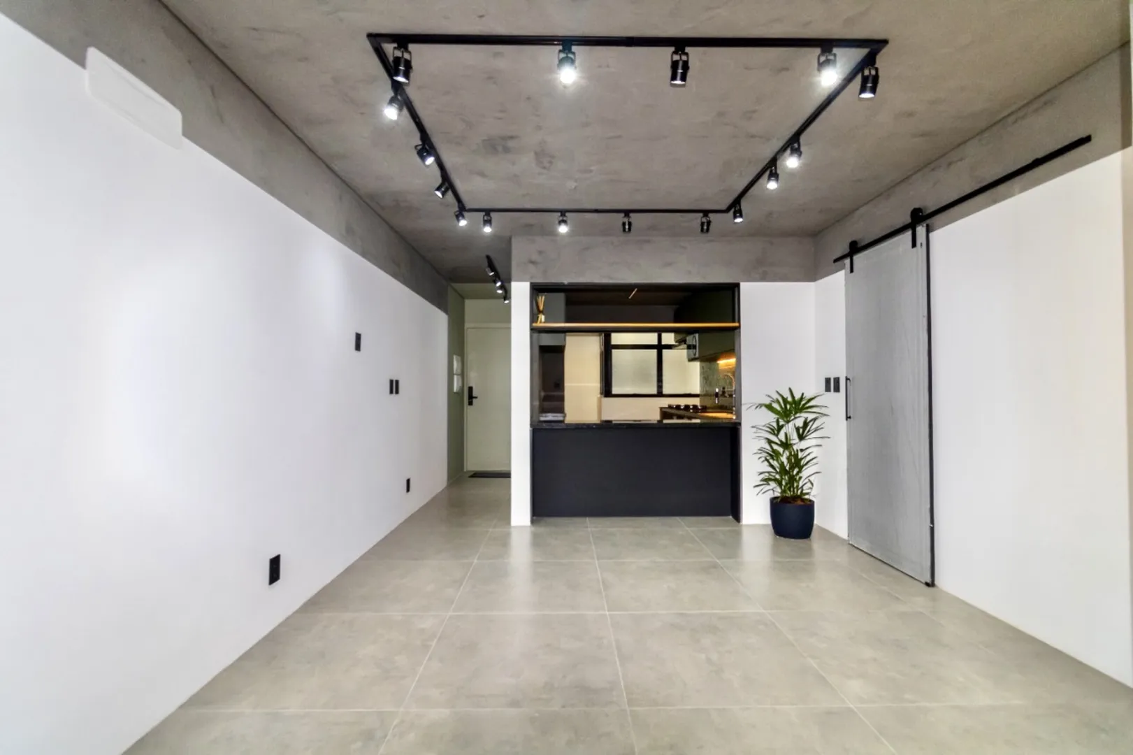 R$ 830.000 - BELO E MODERNO APARTAMENTO - 104M2 - 3 DORM  - 2 SU&Iacute;TES - 1 VAGA Rua Álvares Machado Porto Alegre - 