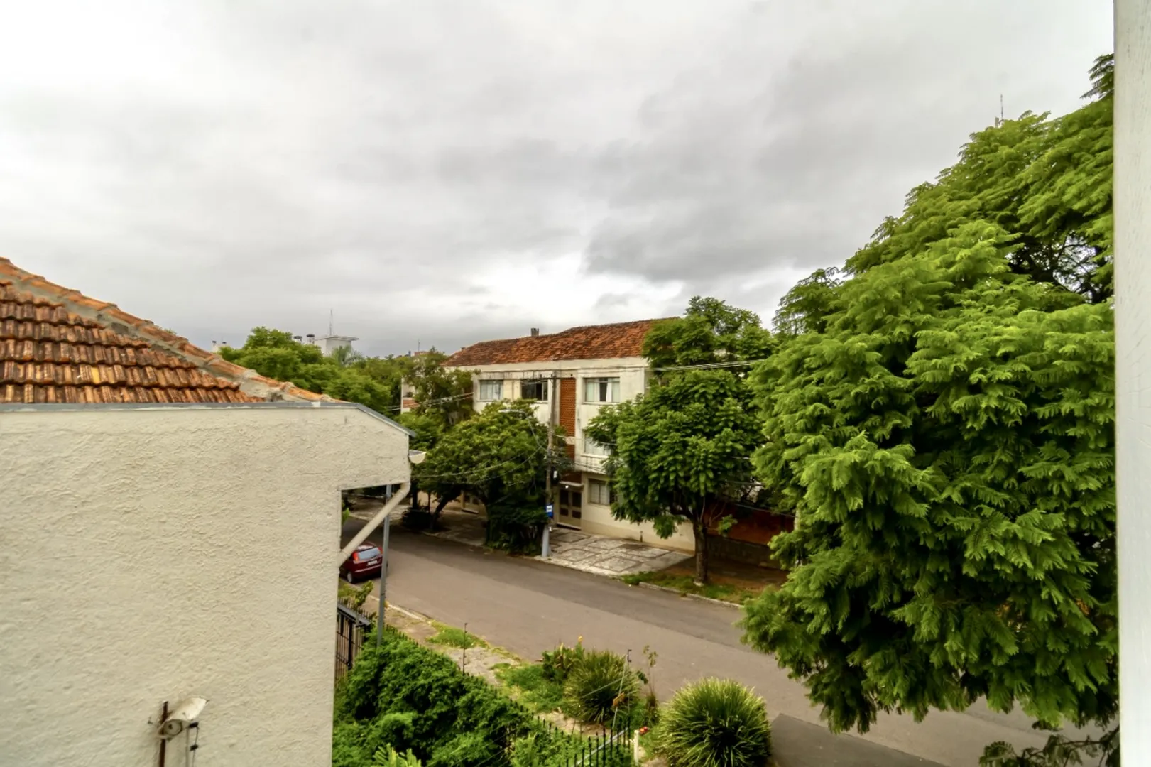 R$ 830.000 - BELO E MODERNO APARTAMENTO - 104M2 - 3 DORM  - 2 SU&Iacute;TES - 1 VAGA Rua Álvares Machado Porto Alegre - 