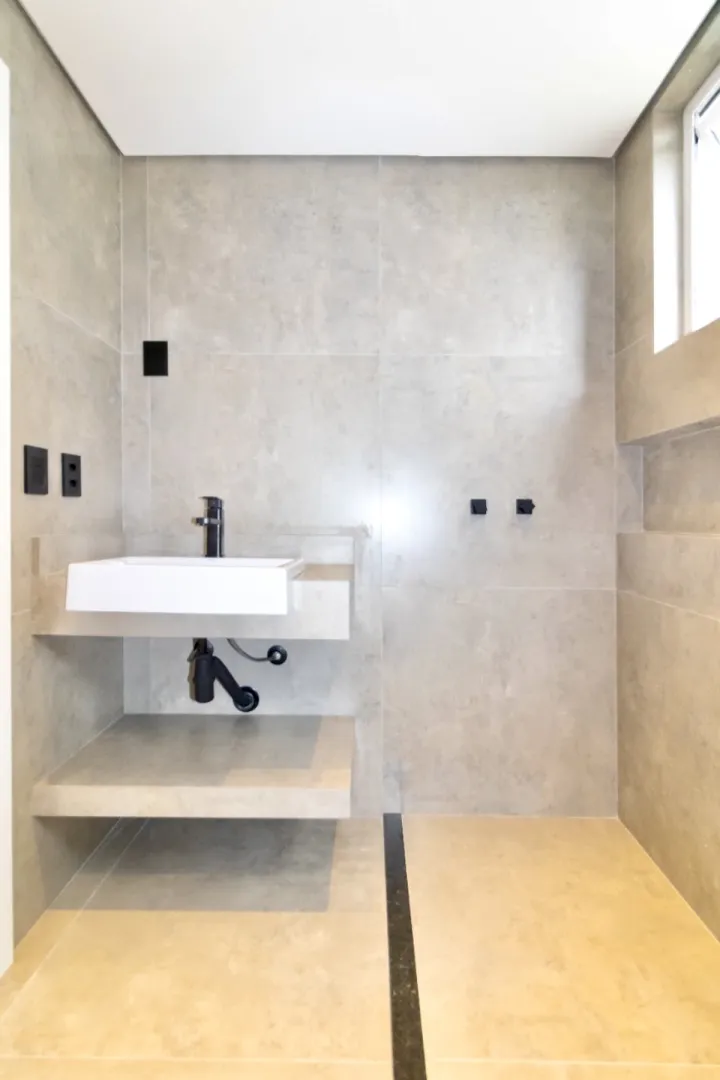 R$ 830.000 - BELO E MODERNO APARTAMENTO - 104M2 - 3 DORM  - 2 SU&Iacute;TES - 1 VAGA Rua Álvares Machado Porto Alegre - 