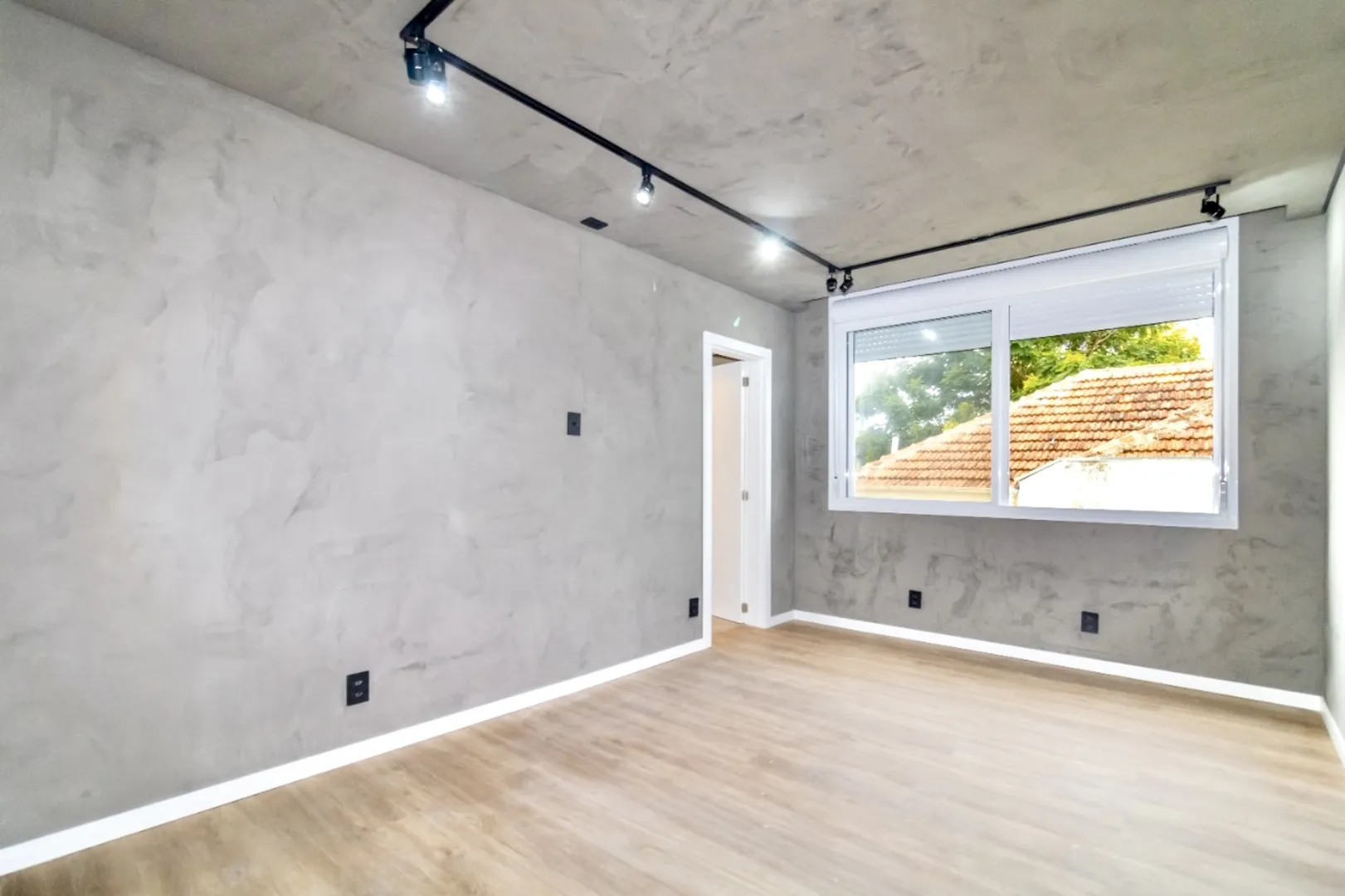 R$ 830.000 - BELO E MODERNO APARTAMENTO - 104M2 - 3 DORM  - 2 SU&Iacute;TES - 1 VAGA Rua Álvares Machado Porto Alegre - 