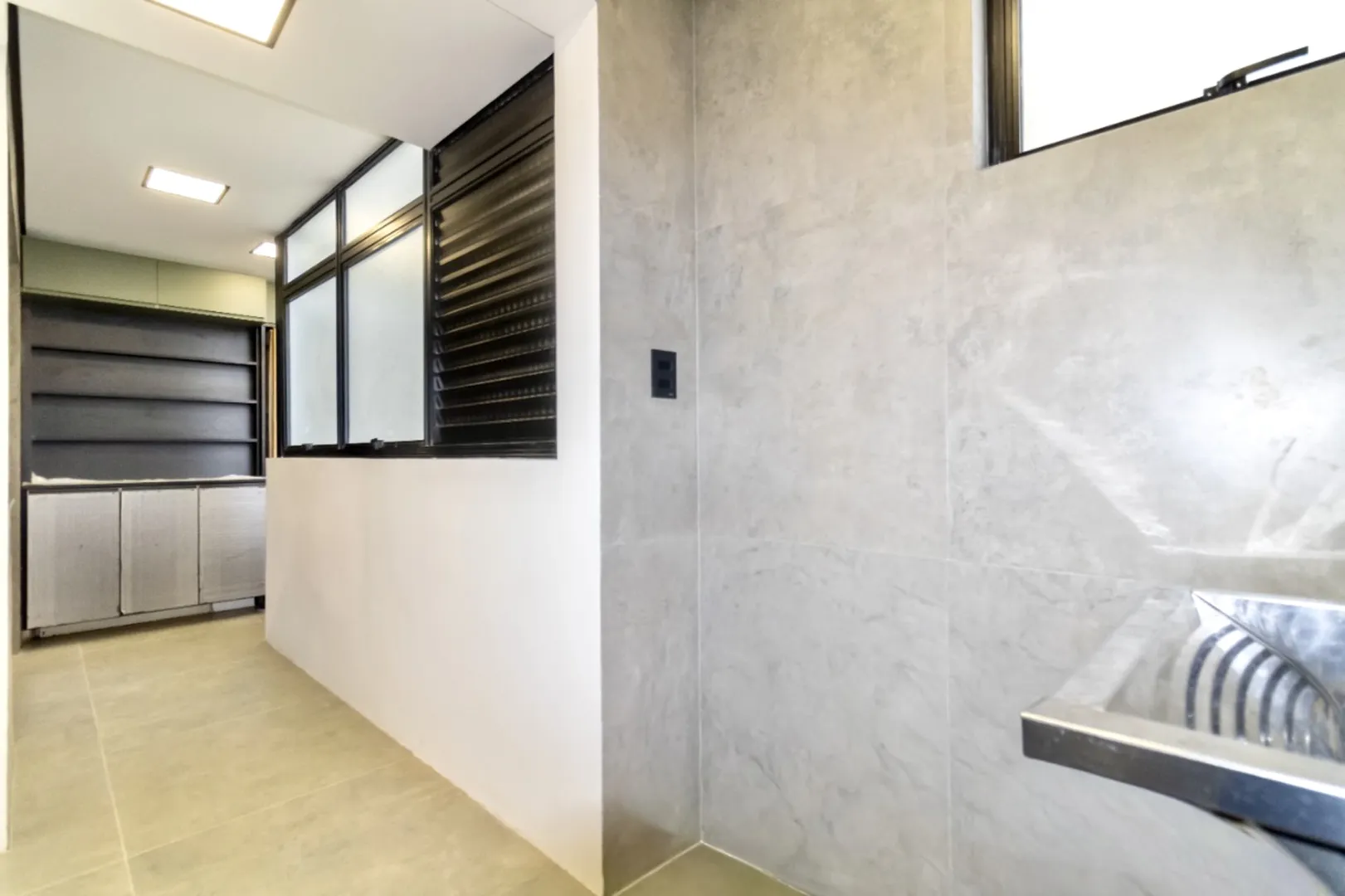 R$ 830.000 - BELO E MODERNO APARTAMENTO - 104M2 - 3 DORM  - 2 SU&Iacute;TES - 1 VAGA Rua Álvares Machado Porto Alegre - 