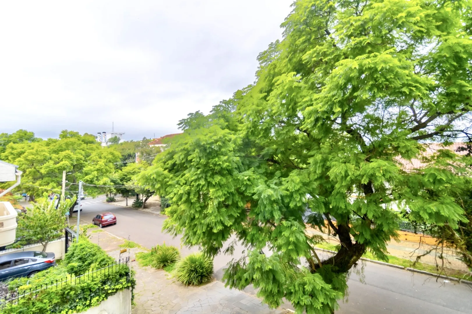 R$ 830.000 - BELO E MODERNO APARTAMENTO - 104M2 - 3 DORM  - 2 SU&Iacute;TES - 1 VAGA Rua Álvares Machado Porto Alegre - 