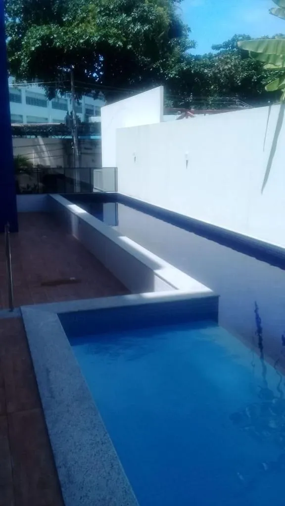 APARTAMENTO QUARTO SALA VARANDA MOBILIADO GARAGEM ELEVADOR ACADEMIA PISCINA VENDA ONDINA Rua Senta Púa Salvador - 