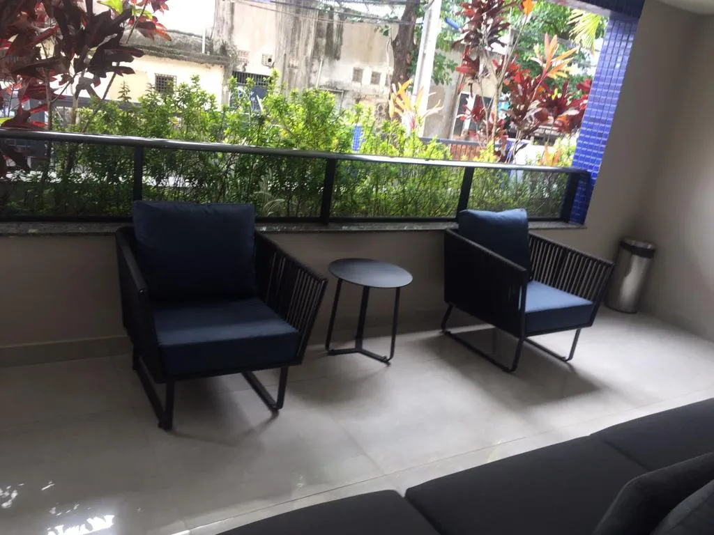 APARTAMENTO QUARTO SALA VARANDA MOBILIADO GARAGEM ELEVADOR ACADEMIA PISCINA VENDA ONDINA Rua Senta Púa Salvador - 