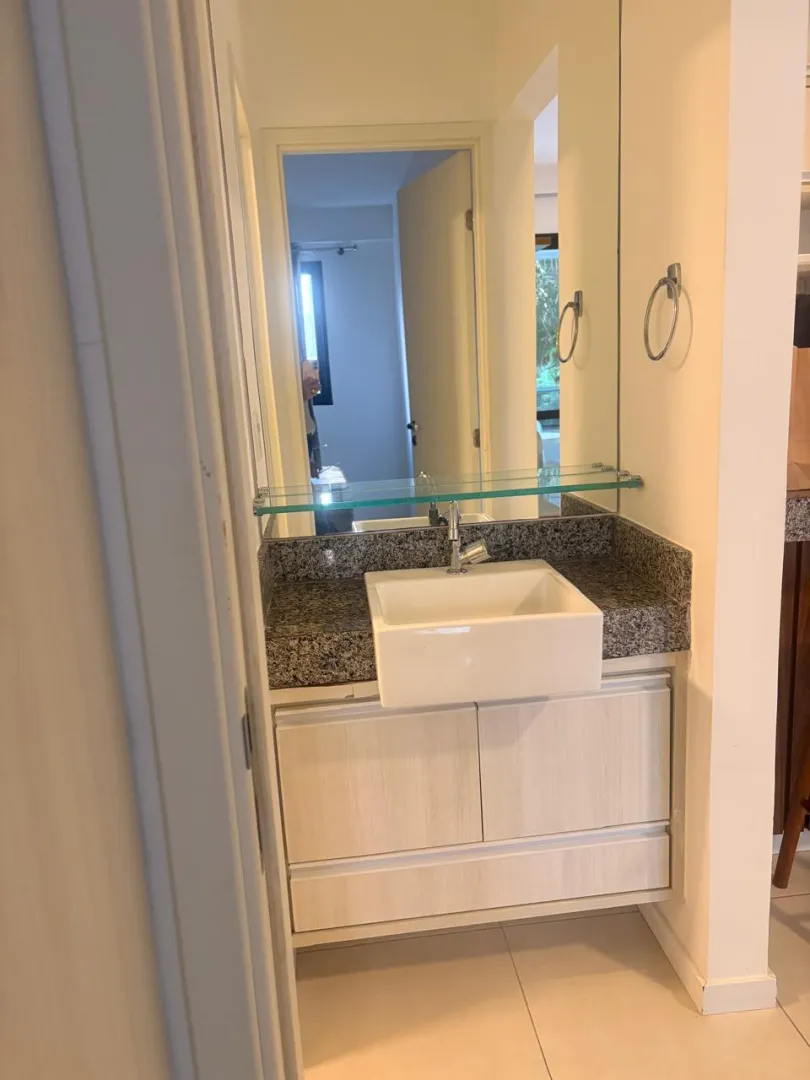 APARTAMENTO QUARTO SALA VARANDA MOBILIADO GARAGEM ELEVADOR ACADEMIA PISCINA VENDA ONDINA Rua Senta Púa Salvador - 