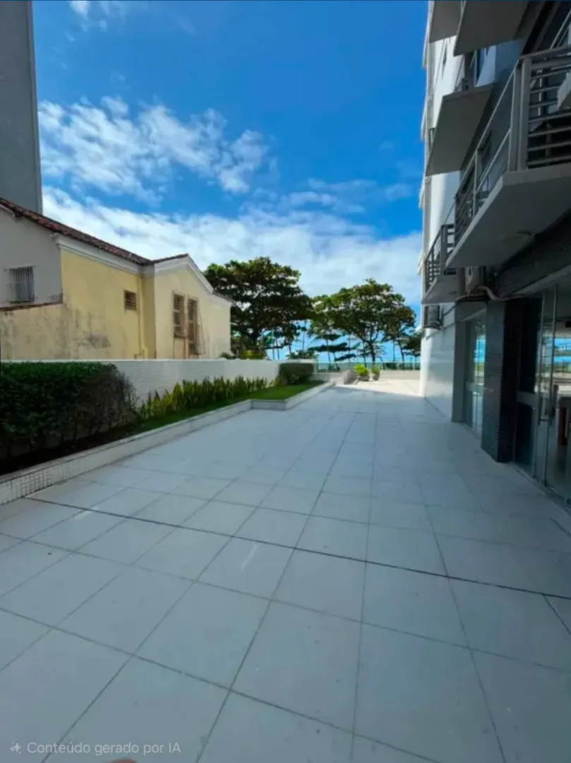 Apartamento &agrave; venda com 202 m&sup2; | 4 quartos sendo 1 su&iacute;te | Varanda | 2 vagas Avenida Boa Viagem Recife - 