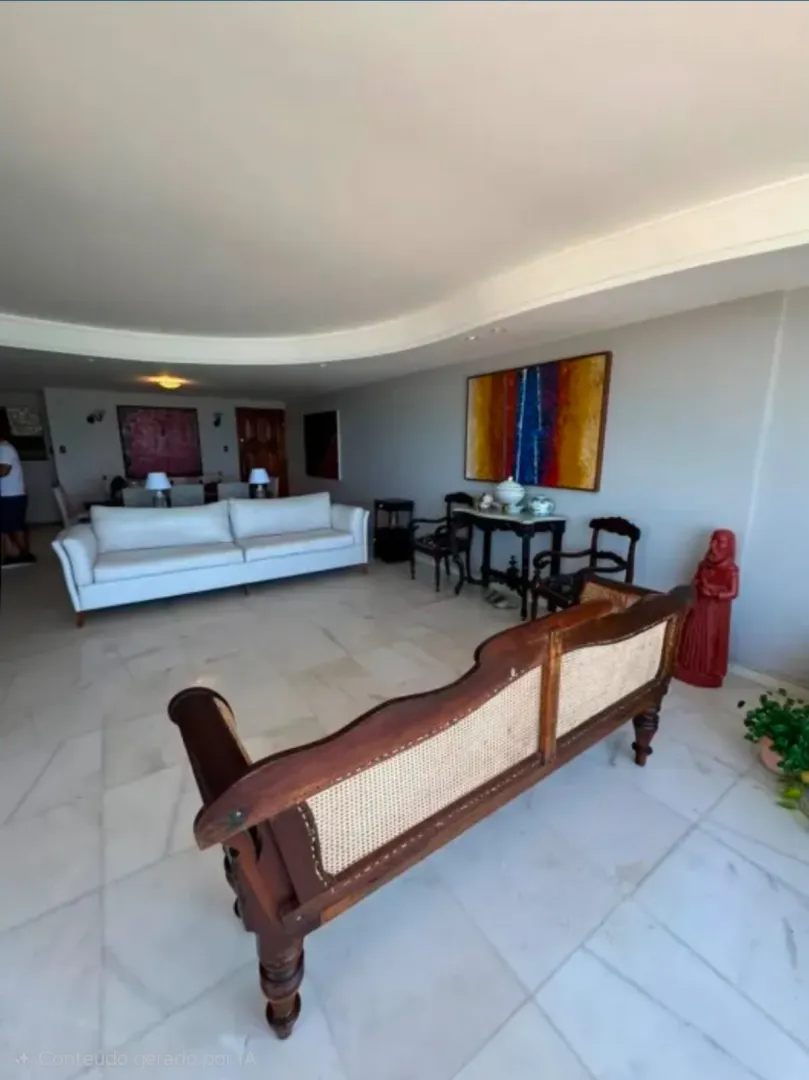 Apartamento &agrave; venda com 202 m&sup2; | 4 quartos sendo 1 su&iacute;te | Varanda | 2 vagas Avenida Boa Viagem Recife - 