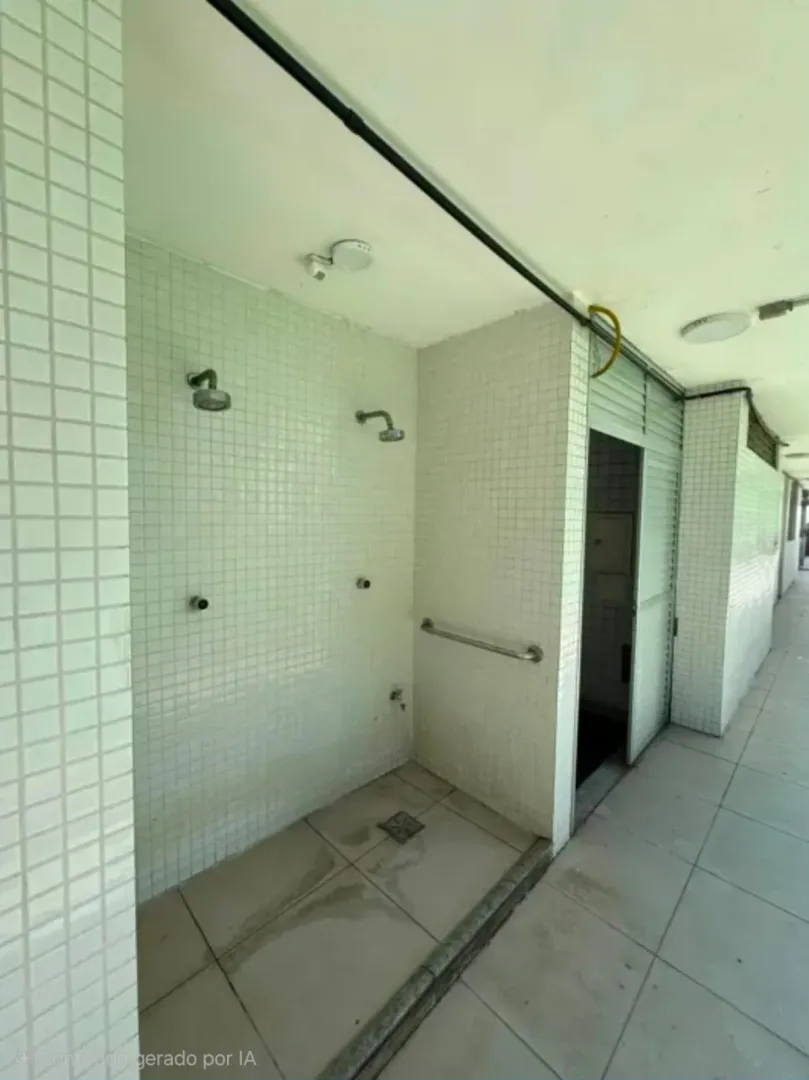 Apartamento &agrave; venda com 202 m&sup2; | 4 quartos sendo 1 su&iacute;te | Varanda | 2 vagas Avenida Boa Viagem Recife - 