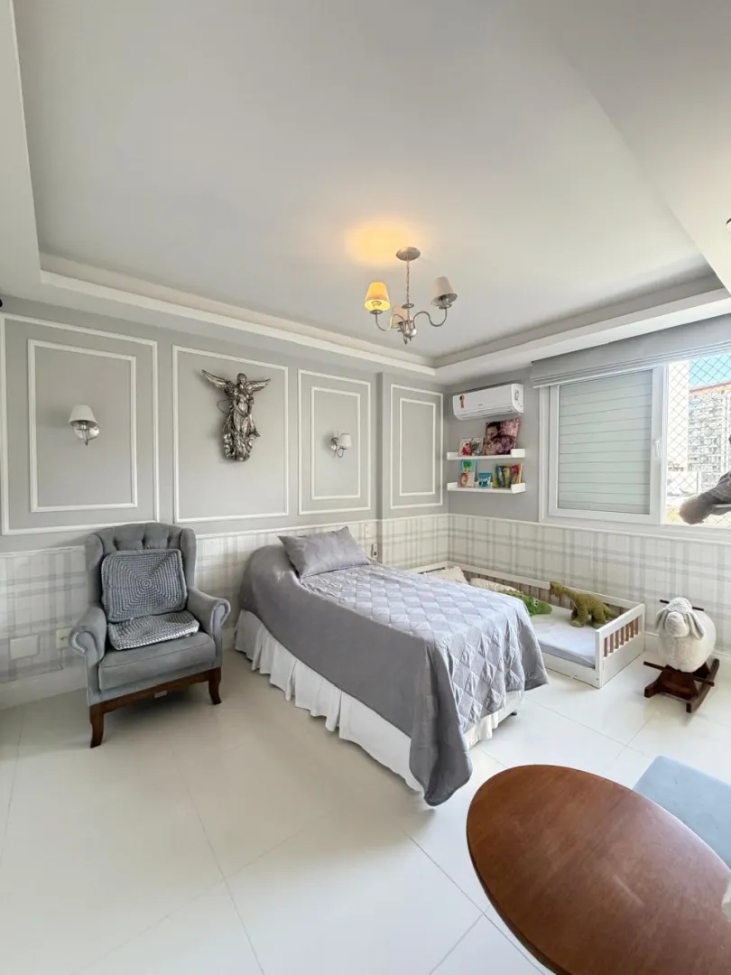 APARTAMENTO 4 QUARTOS 3 SU&Iacute;TES VARANDAS 2 GARAGENS ELEVADORES &Agrave; VENDA NA BARRA! Rua Engenheiro Milton Oliveira Salvador - 
