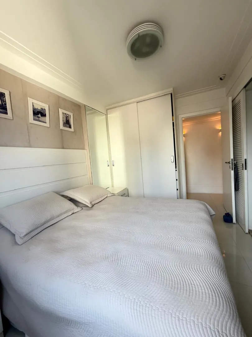 APARTAMENTO 4 QUARTOS 3 SU&Iacute;TES VARANDAS 2 GARAGENS ELEVADORES &Agrave; VENDA NA BARRA! Rua Engenheiro Milton Oliveira Salvador - 