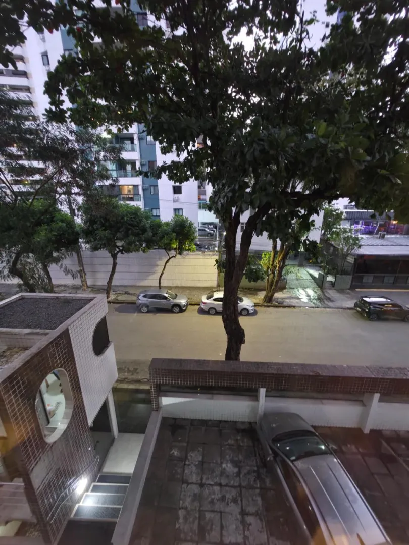Apartamento &agrave; venda com 110 m&sup2; | 3 quartos sendo 1 su&iacute;te | 2 vagas | Reformado Avenida Visconde de Jequitinhonha Recife - 