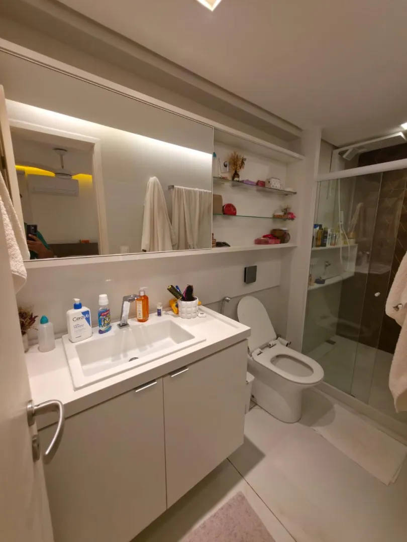 Apartamento &agrave; venda com 110 m&sup2; | 3 quartos sendo 1 su&iacute;te | 2 vagas | Reformado Avenida Visconde de Jequitinhonha Recife - 