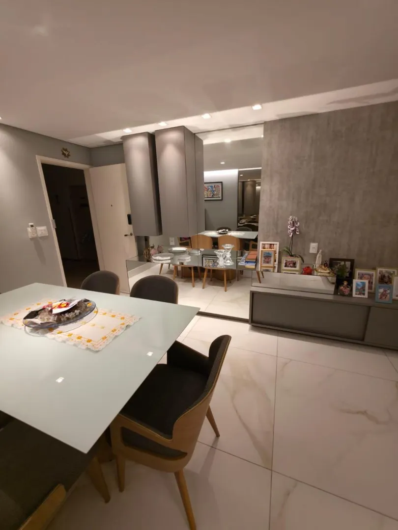Apartamento &agrave; venda com 110 m&sup2; | 3 quartos sendo 1 su&iacute;te | 2 vagas | Reformado Avenida Visconde de Jequitinhonha Recife - 
