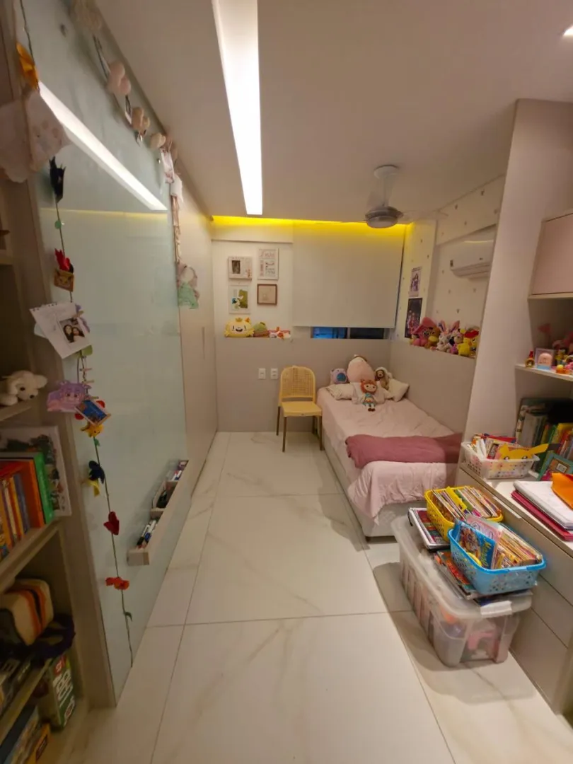 Apartamento &agrave; venda com 110 m&sup2; | 3 quartos sendo 1 su&iacute;te | 2 vagas | Reformado Avenida Visconde de Jequitinhonha Recife - 
