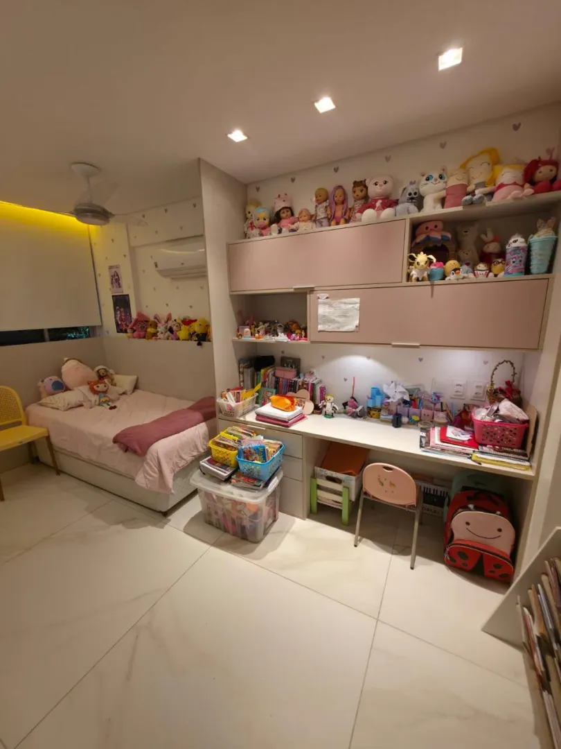 Apartamento &agrave; venda com 110 m&sup2; | 3 quartos sendo 1 su&iacute;te | 2 vagas | Reformado Avenida Visconde de Jequitinhonha Recife - 
