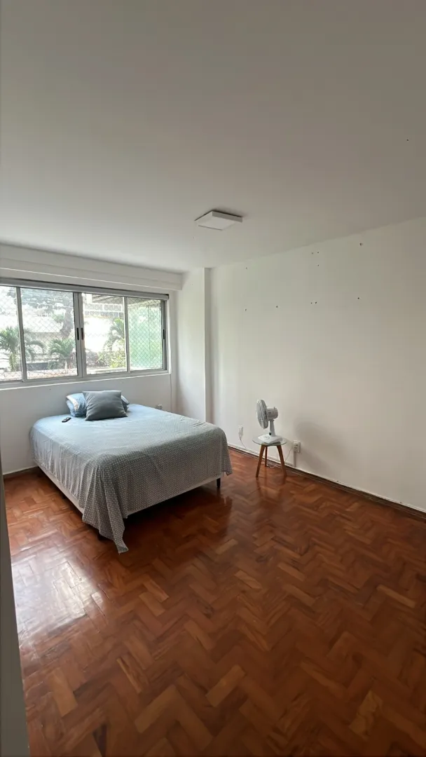 Apartamento &agrave; venda com 230 m&sup2; | 4 quartos sendo 2 su&iacute;tes | 2 vagas | Varanda Rua dos Navegantes Recife - 