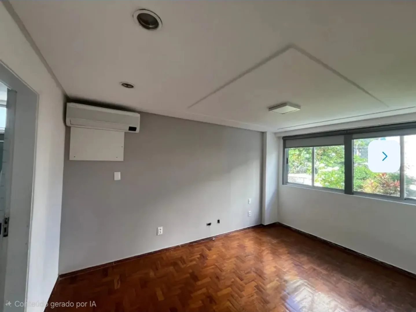 Apartamento &agrave; venda com 230 m&sup2; | 4 quartos sendo 2 su&iacute;tes | 2 vagas | Varanda Rua dos Navegantes Recife - 