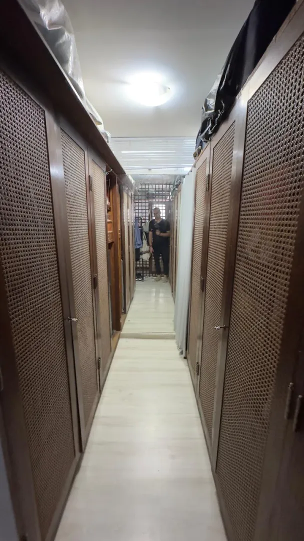 Apartamento &agrave; venda com 289 m&sup2; | 3 quartos sendo 1 su&iacute;te | 2 vagas | Varanda vista pro mar Rua Jean Mermoz Recife - 