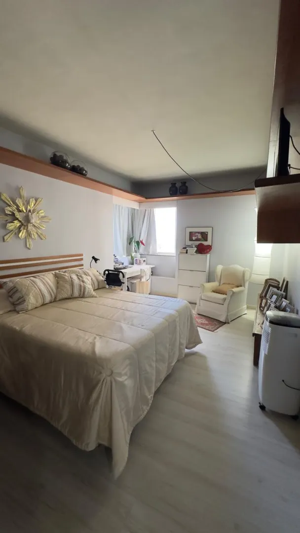 Apartamento &agrave; venda com 289 m&sup2; | 3 quartos sendo 1 su&iacute;te | 2 vagas | Varanda vista pro mar Rua Jean Mermoz Recife - 