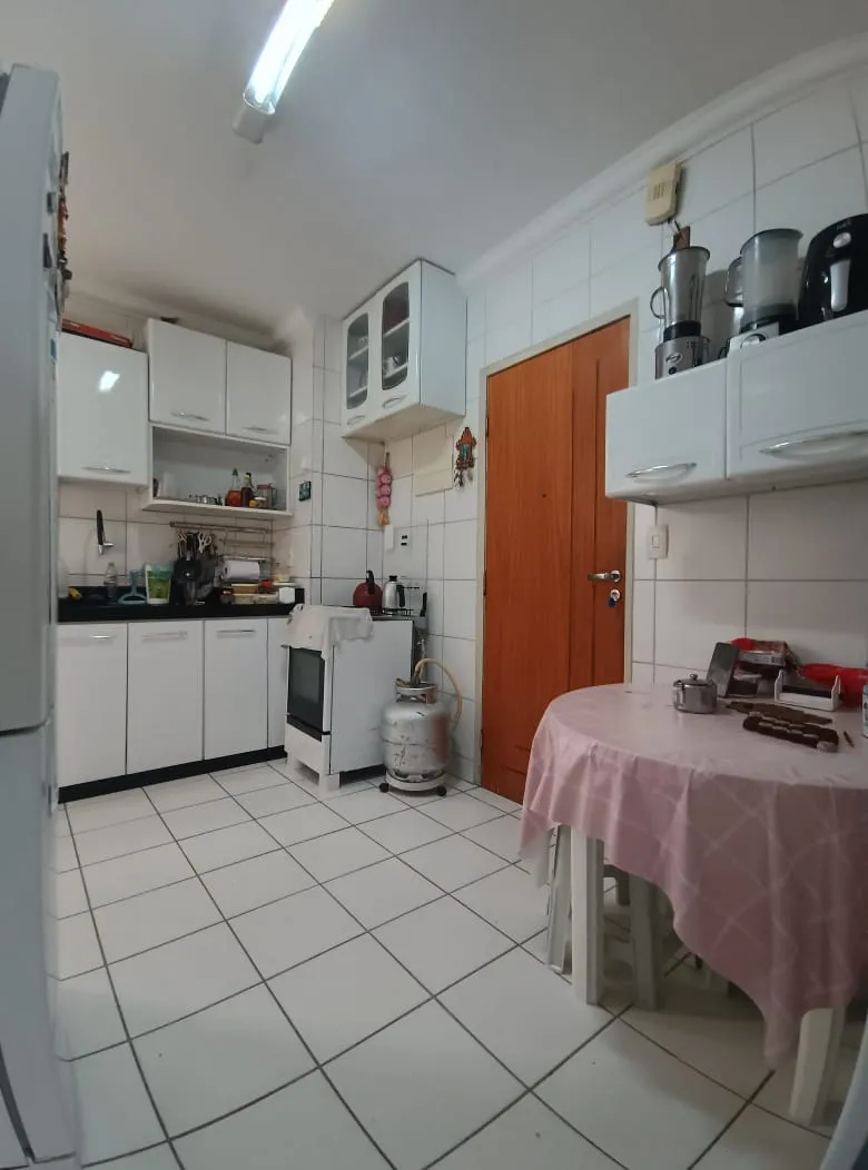Apartamento &agrave; venda com 140 m&sup2; | 3 quartos sendo 1 su&iacute;te | 1 vaga | Nascente Avenida Engenheiro Domingos Ferreira Recife - 