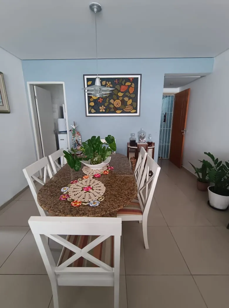 Apartamento &agrave; venda com 140 m&sup2; | 3 quartos sendo 1 su&iacute;te | 1 vaga | Nascente Avenida Engenheiro Domingos Ferreira Recife - 