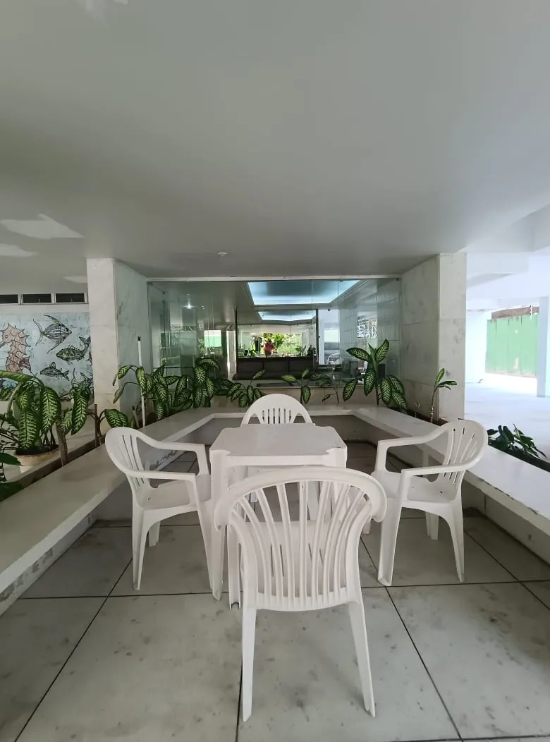 Apartamento &agrave; venda com 140 m&sup2; | 3 quartos sendo 1 su&iacute;te | 1 vaga | Nascente Avenida Engenheiro Domingos Ferreira Recife - 
