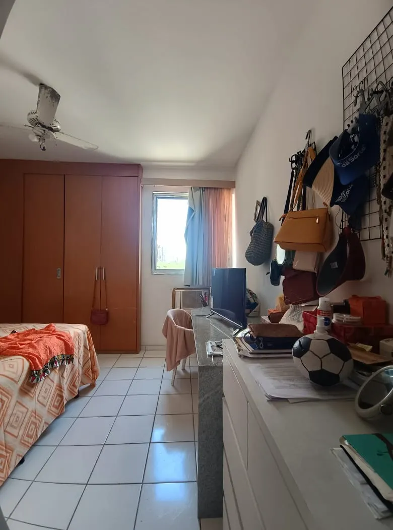 Apartamento &agrave; venda com 140 m&sup2; | 3 quartos sendo 1 su&iacute;te | 1 vaga | Nascente Avenida Engenheiro Domingos Ferreira Recife - 