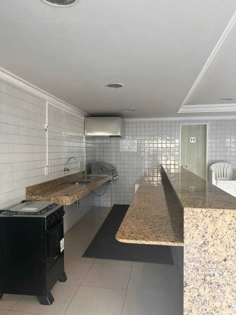 Apartamento &agrave; venda com 136 m&sup2; | 4 quartos sendo 2 su&iacute;tes | Nascente | Varanda Rua Dom José Lopes Recife - 