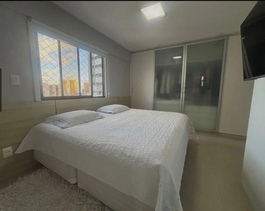 Apartamento &agrave; venda com 136 m&sup2; | 4 quartos sendo 2 su&iacute;tes | Nascente | Varanda Rua Dom José Lopes Recife - 