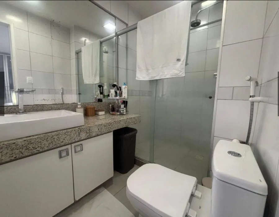 Apartamento &agrave; venda com 136 m&sup2; | 4 quartos sendo 2 su&iacute;tes | Nascente | Varanda Rua Dom José Lopes Recife - 