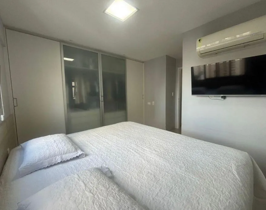 Apartamento &agrave; venda com 136 m&sup2; | 4 quartos sendo 2 su&iacute;tes | Nascente | Varanda Rua Dom José Lopes Recife - 