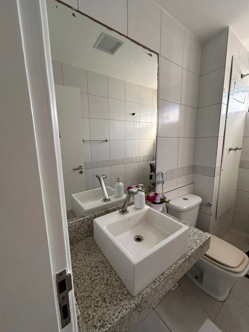 Apartamento &agrave; venda com 136 m&sup2; | 4 quartos sendo 2 su&iacute;tes | Nascente | Varanda Rua Dom José Lopes Recife - 