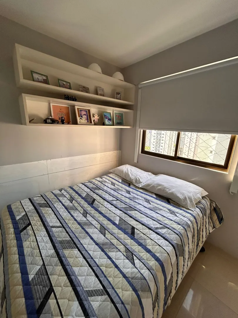 Apartamento &agrave; venda com 136 m&sup2; | 4 quartos sendo 2 su&iacute;tes | Nascente | Varanda Rua Dom José Lopes Recife - 