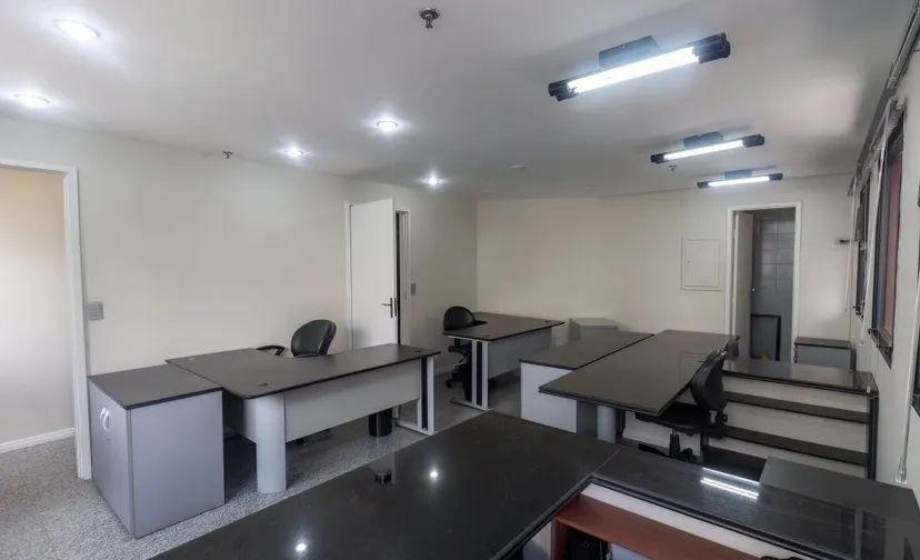 CONJUNTO COMERCIAL &Agrave; VENDA NO ITAIM TOWER &ndash; 45 M&sup2; E 1 VAGA NO ITAIM BIBI Rua Urussuí São Paulo - 