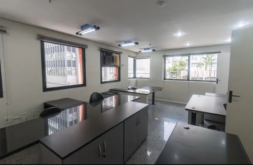 CONJUNTO COMERCIAL &Agrave; VENDA NO ITAIM TOWER &ndash; 45 M&sup2; E 1 VAGA NO ITAIM BIBI Rua Urussuí São Paulo - 