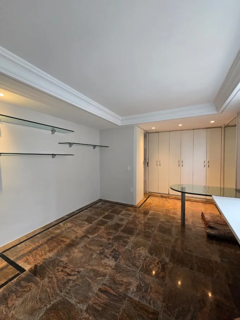 Apartamento &agrave; venda com 380 m&sup2; | 4 su&iacute;tes | Beira mar | Alto padr&atilde;o Avenida Boa Viagem Recife - 