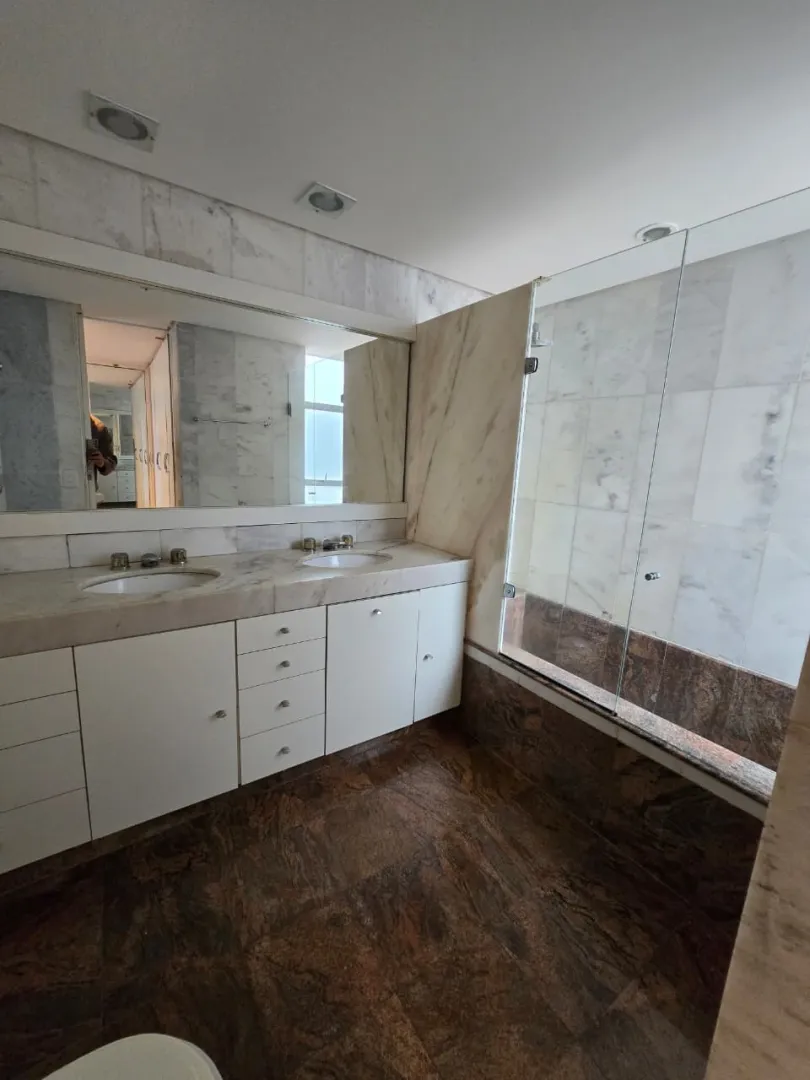 Apartamento &agrave; venda com 380 m&sup2; | 4 su&iacute;tes | Beira mar | Alto padr&atilde;o Avenida Boa Viagem Recife - 