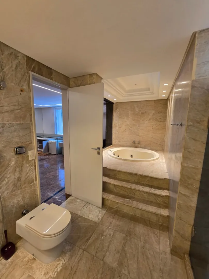 Apartamento &agrave; venda com 380 m&sup2; | 4 su&iacute;tes | Beira mar | Alto padr&atilde;o Avenida Boa Viagem Recife - 